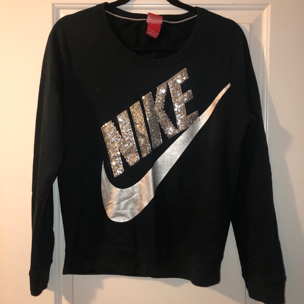 Nike sweatshirt